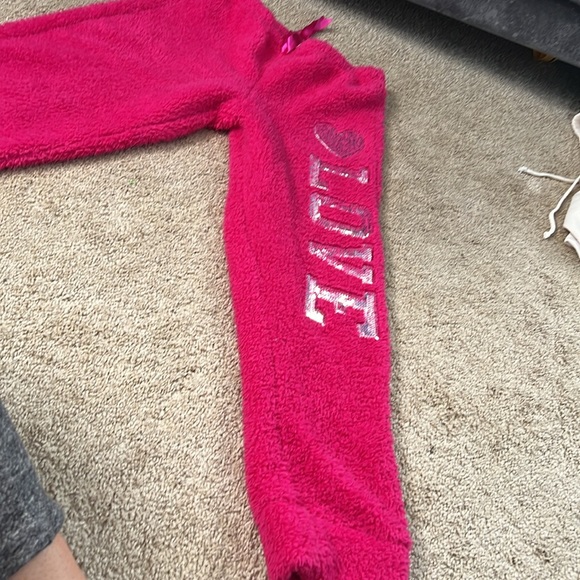 Weekend colors black and pink size medium - Picture 2 of 2